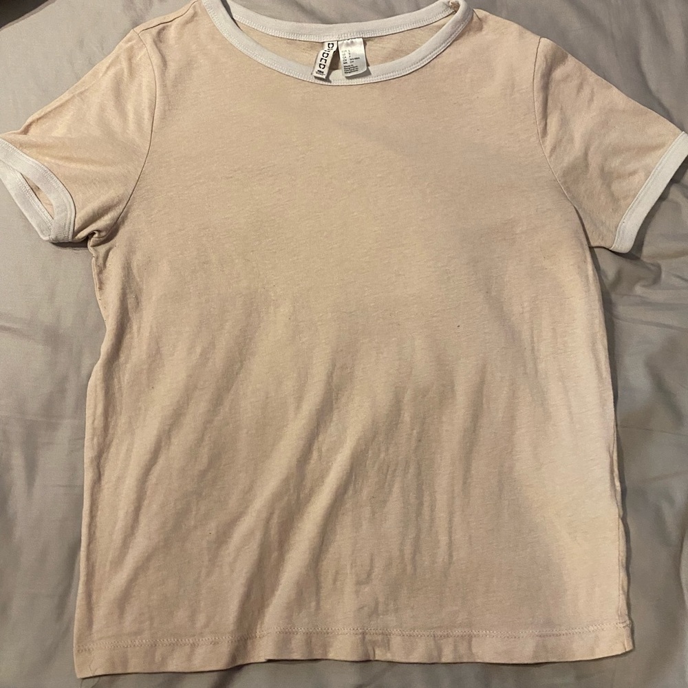 h&m pink and white ringer t-shirt || ACCEPTING ALL REASONABLE OFFERS